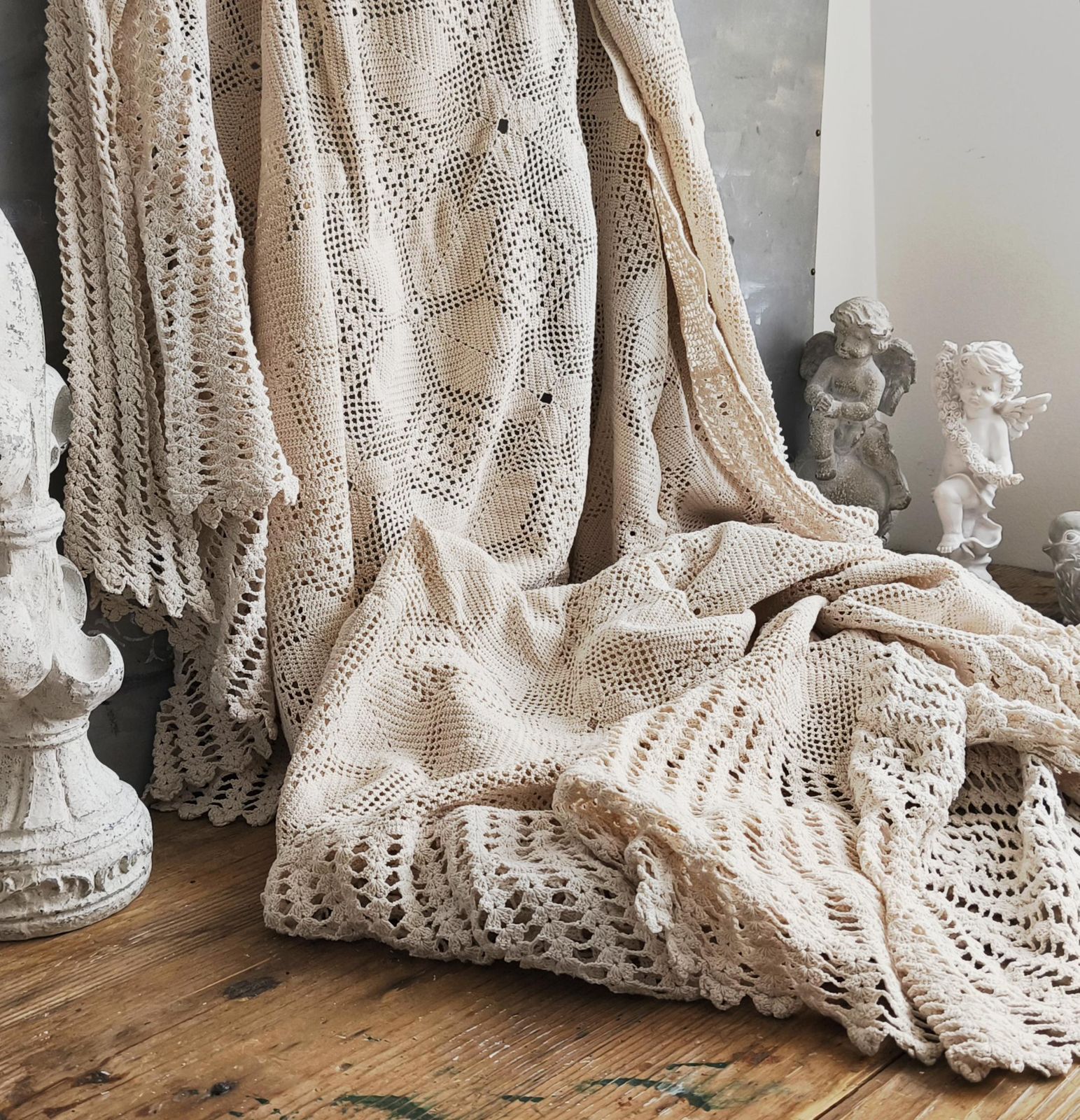 Handmade Crochet Blanket Scallops, Beige Cotton Blanket, Rustic Lace Throw, Bedspread photo vintage