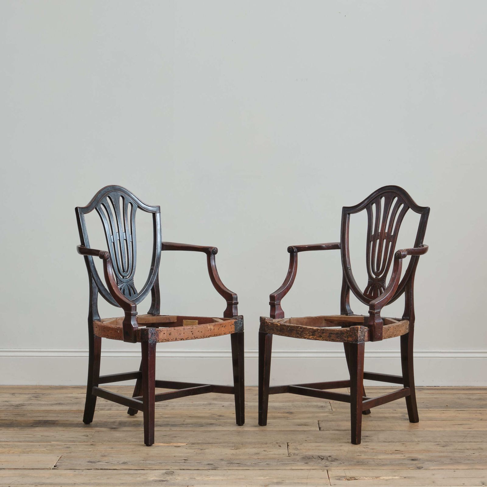 photo furniture Pair Of George III Heppelwhite Mahogany Carver Chairs