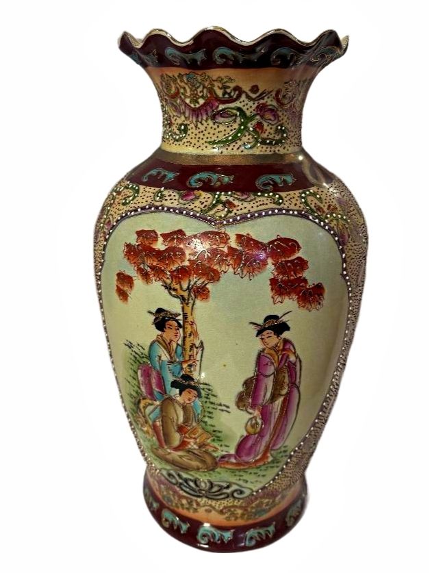 Antique Hand Painted Satsuma Vase, Japan, Meiji Period