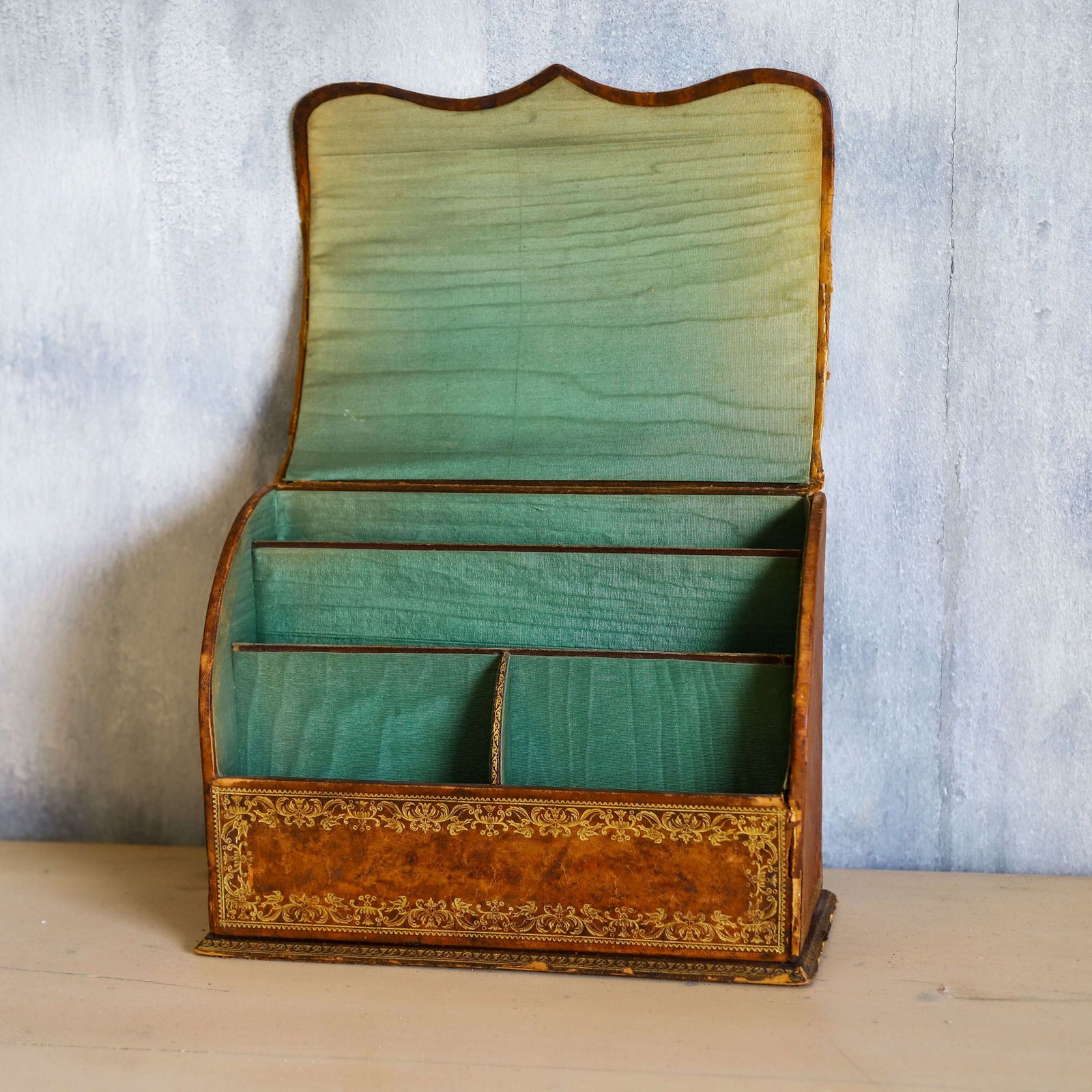 Small Leather Stationery Box With Pale Green Watered Silk Interior   Early 20th Century photo 245.0