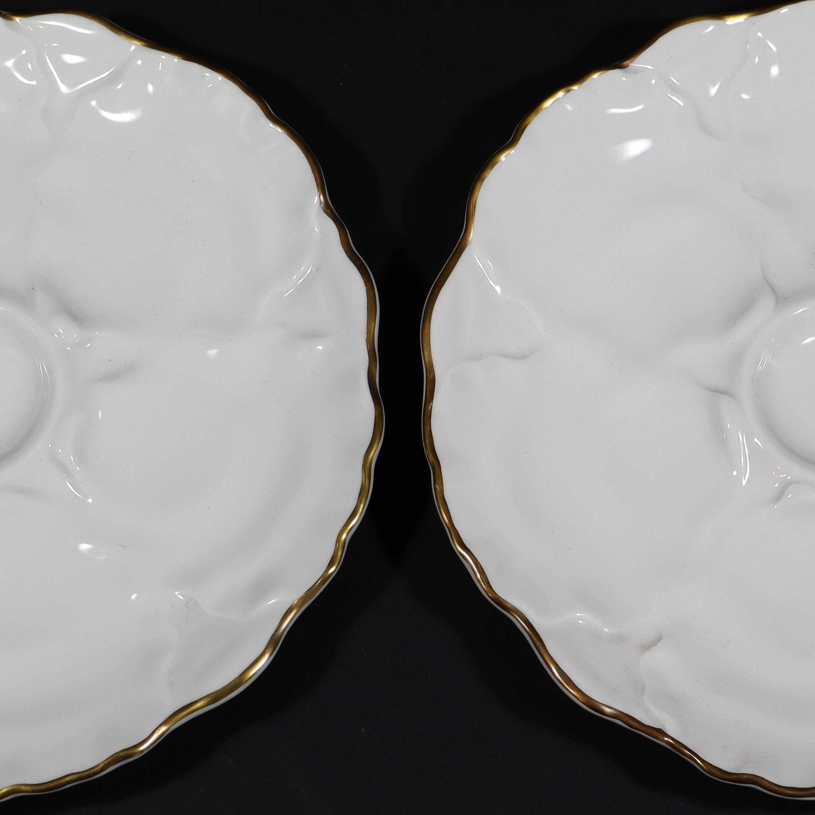 Art Deco Oyster Plates In White And Gold Porcelain By Hutschenreuther S/2 photo buy