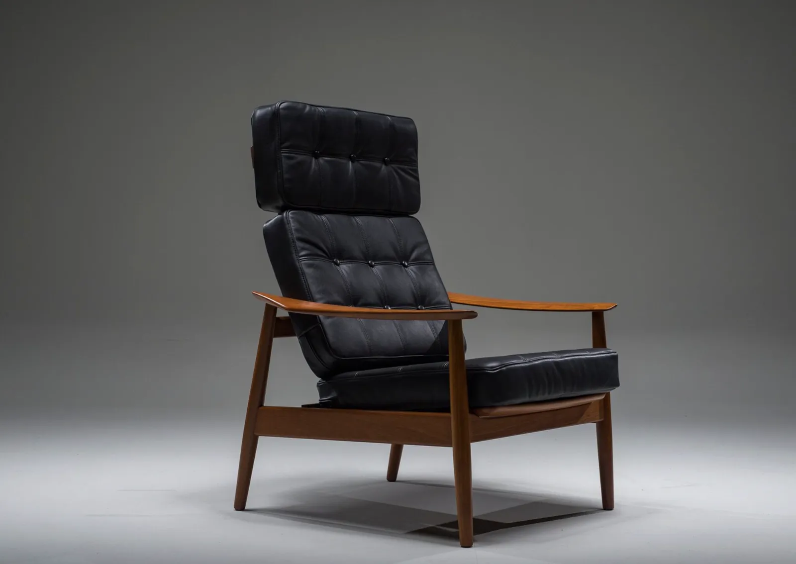 Mid Century Modern Fd 164 Armchair In Teak And Black Leather By Arne Vodder For Cado, Denmark, 1960s photo vintage
