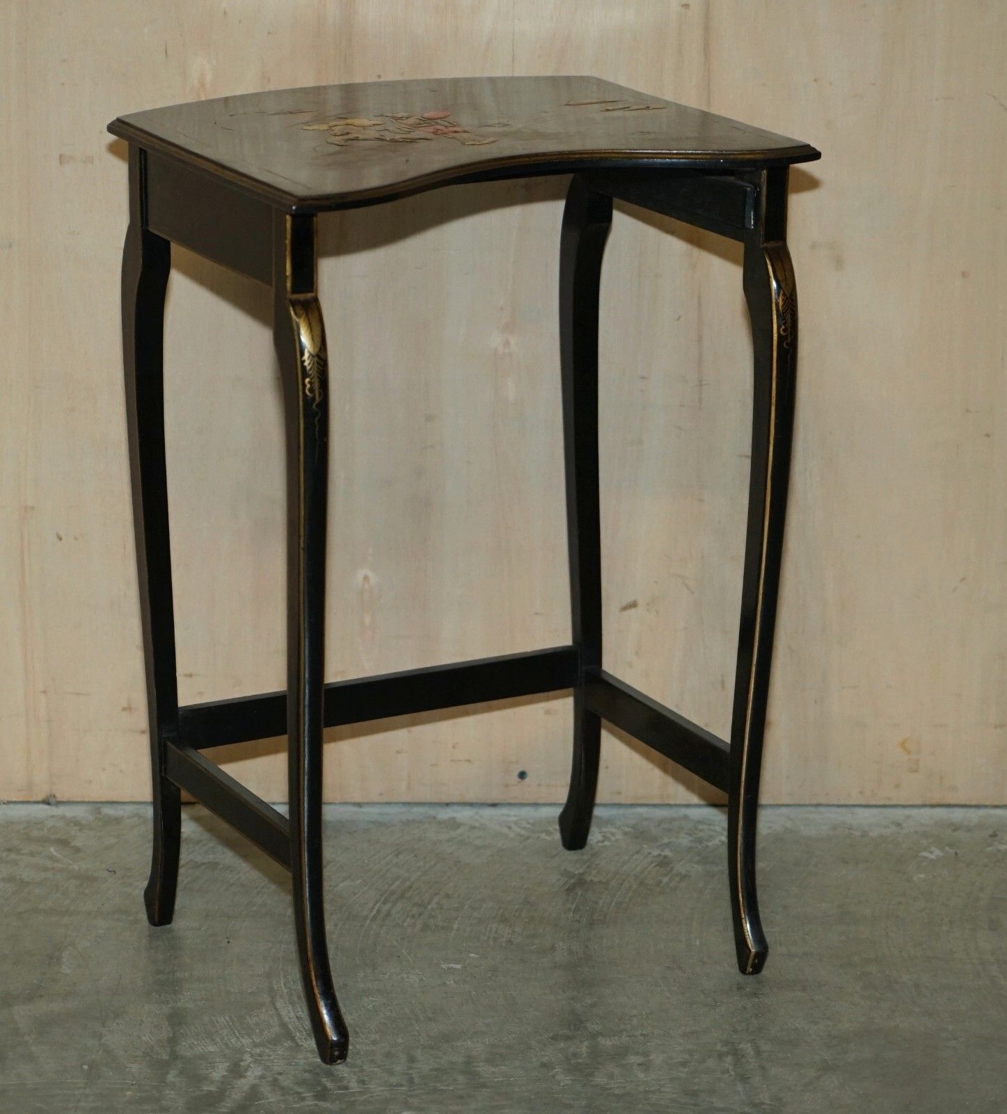 photo furniture Nest Of Three Circa 1900 Chinese Chinoiserie Lacqurered Side Kidney Tables