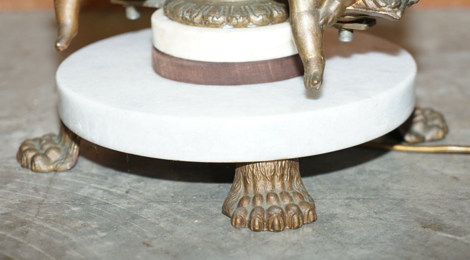 Lovely Circa 1920's Marble & Brass Floor Standing Lamp With Cherub Putti's Angel photo vinterior