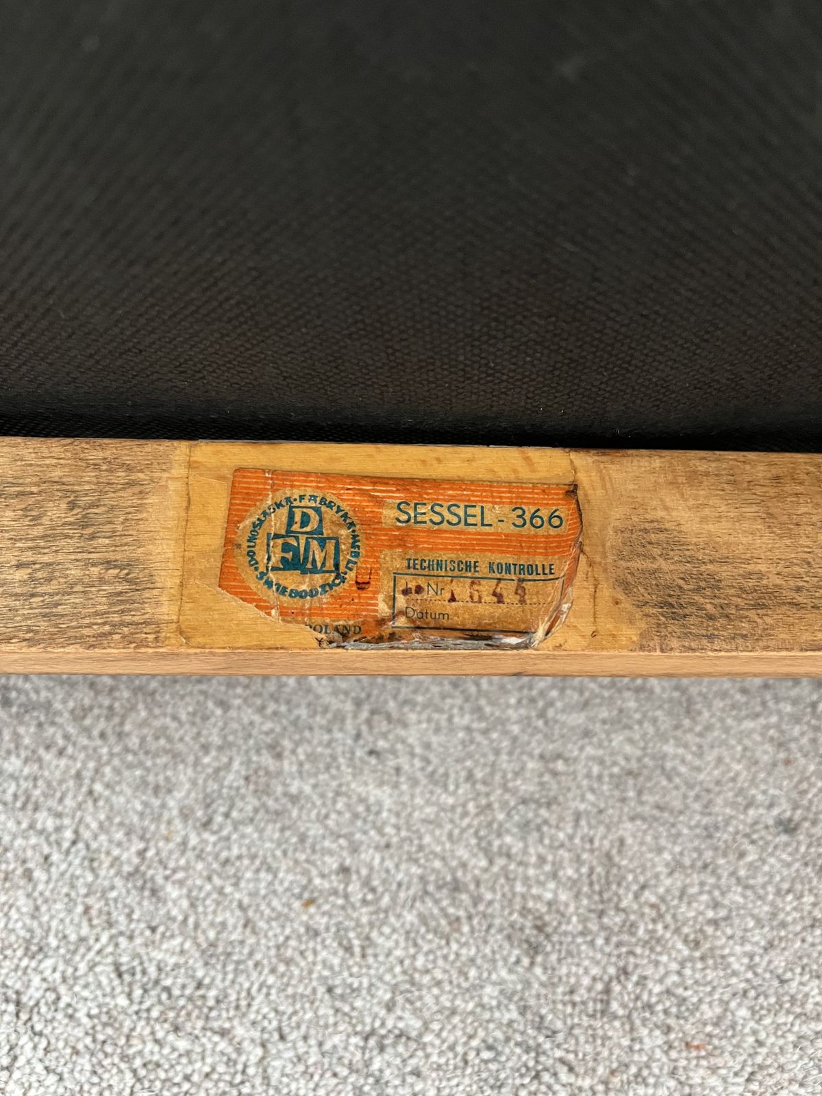 Jozef Chierowski 366 Chair, Mid 20th Century photo 300.0