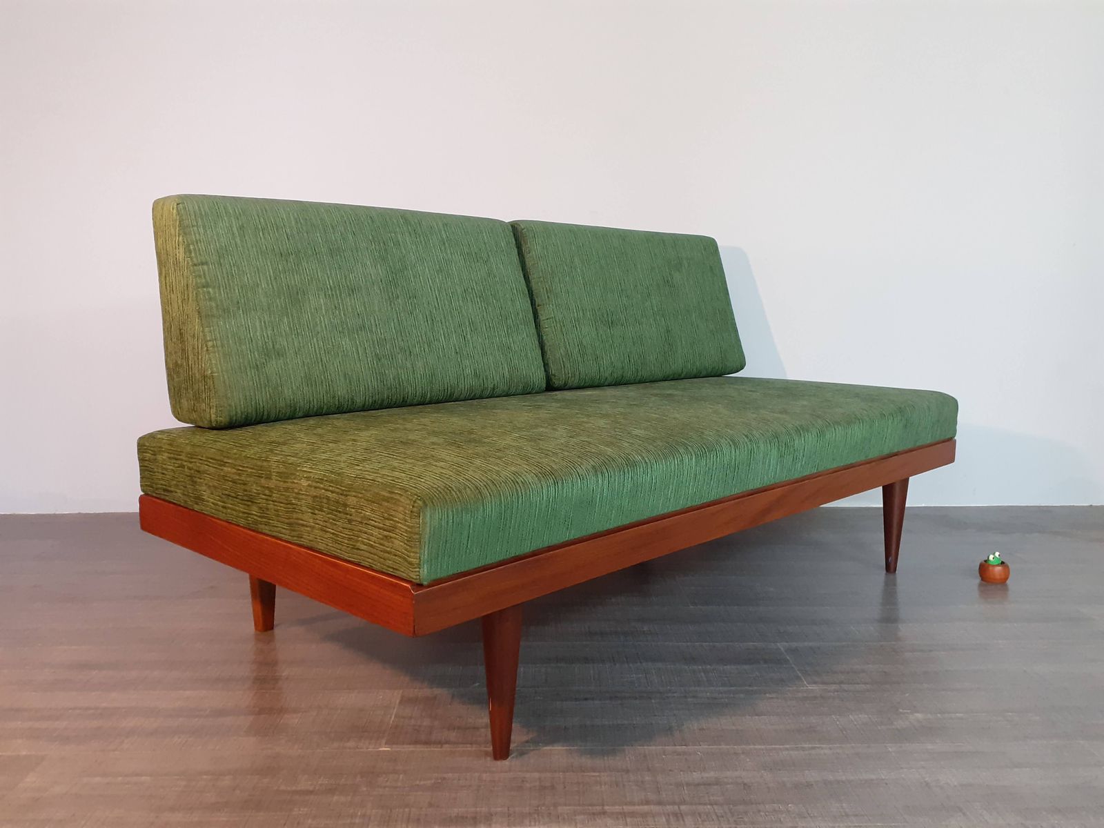 Pair Of Svane Daybeds By Ingmar Relling, Scandinavian Mid Century 1960s photo vinterior