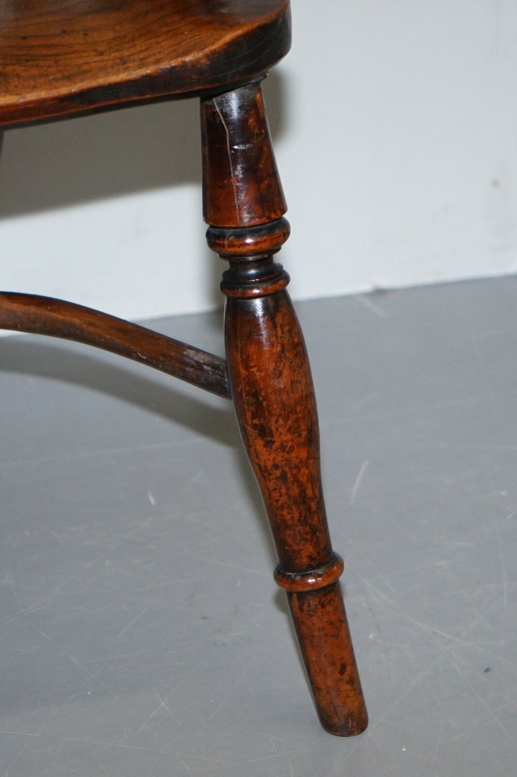 photo for sale 1 Of 6 Solid Elm Windsor Armchairs Circa 1860 English Countryhouse Furniture