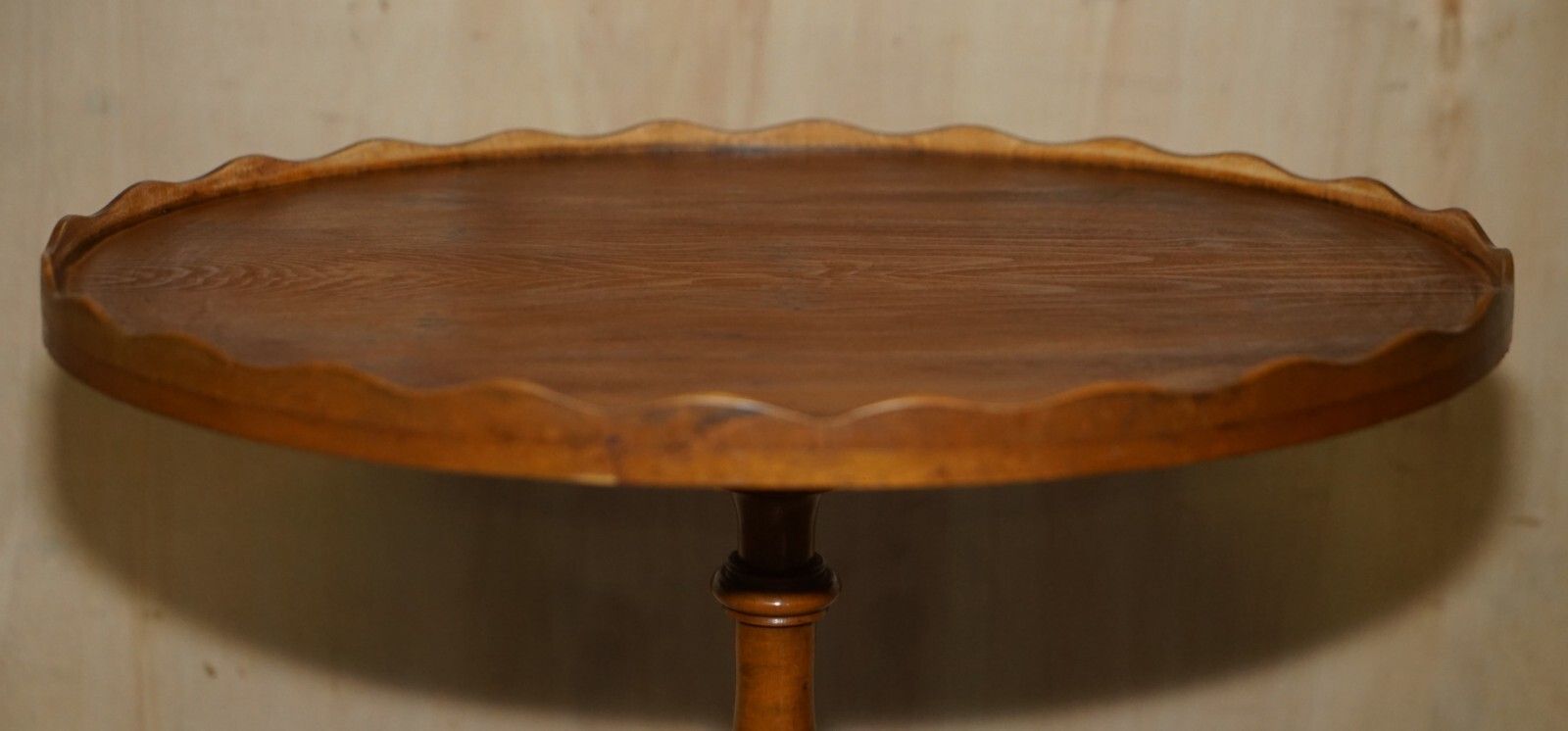 Pair Of Burr Yew Wood Beresford & Hicks Side End Lamp Tables With Gallery Rail photo Furniture