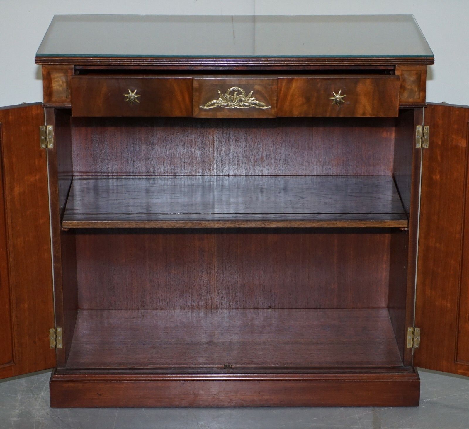 1250.0 Antique Circa 1900 Flamped Mahogany Gilt Bronze Sideboard In The Regency Taste photo