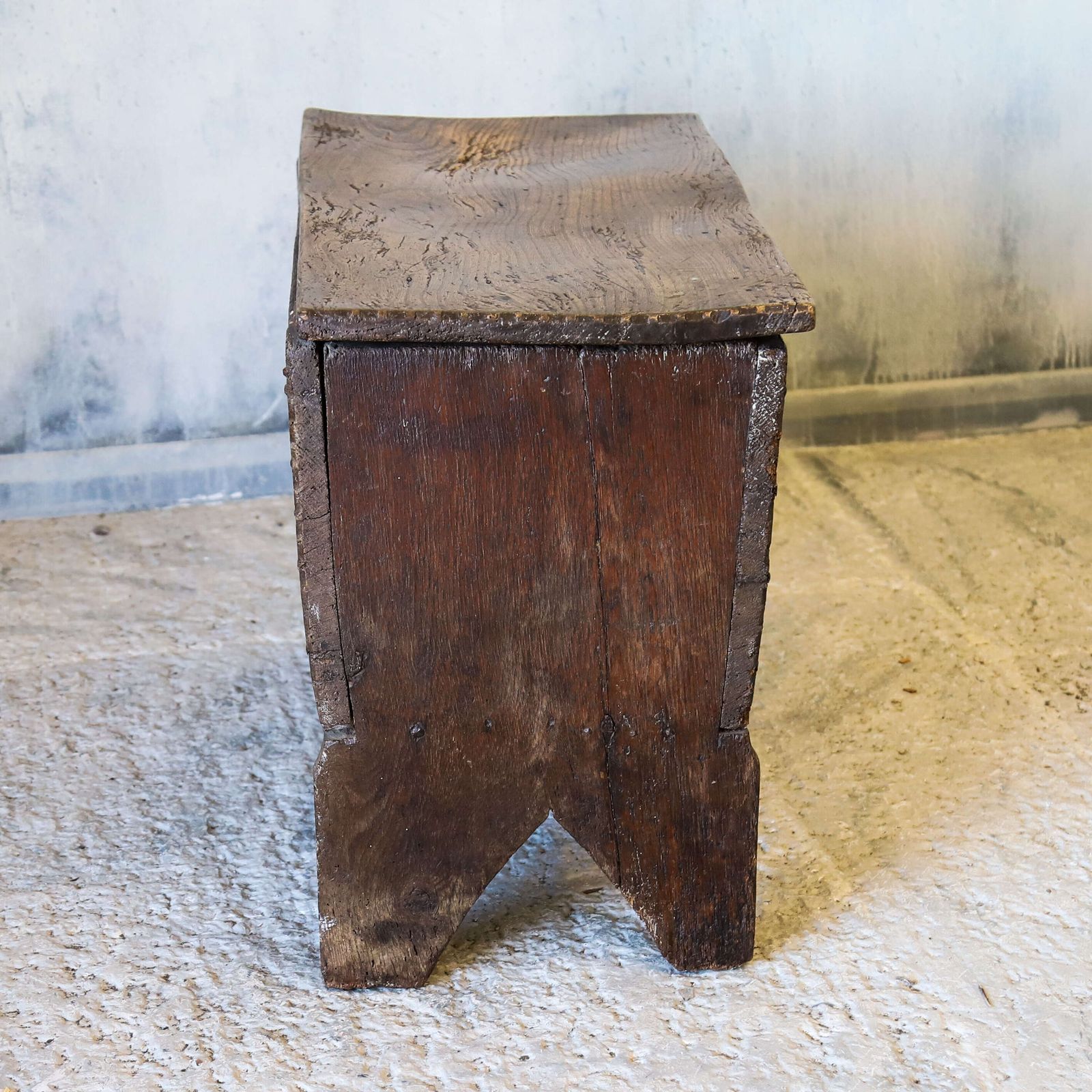 875.0 17th Century English Oak Six Plank Chest   Deep Patina Earned Over Nearly 400 Years photo