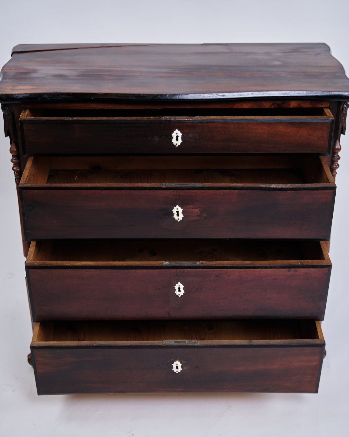 Chest Of Drawers   Mahogany   Lion Feet   Curved Top   1840s photo vinterior