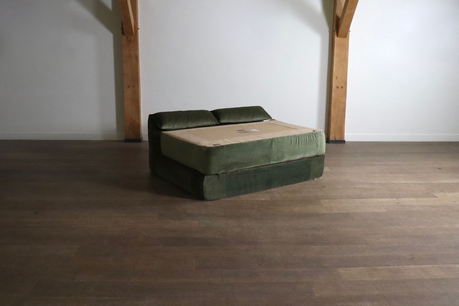 Le Bambole Bed In Green Velvet By Mario Bellini For B&B Italia, 1970s photo for sale