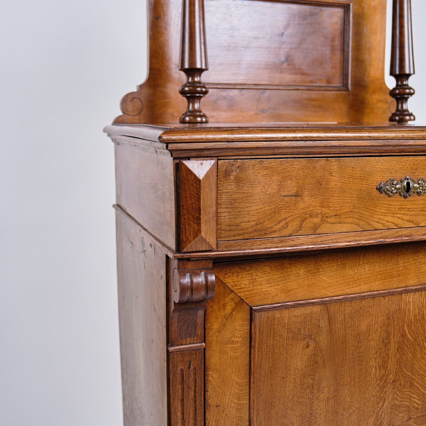 Cabinet – Hand Polished Mahogany – Decoration & Round Legs – Circa 1880 photo for sale