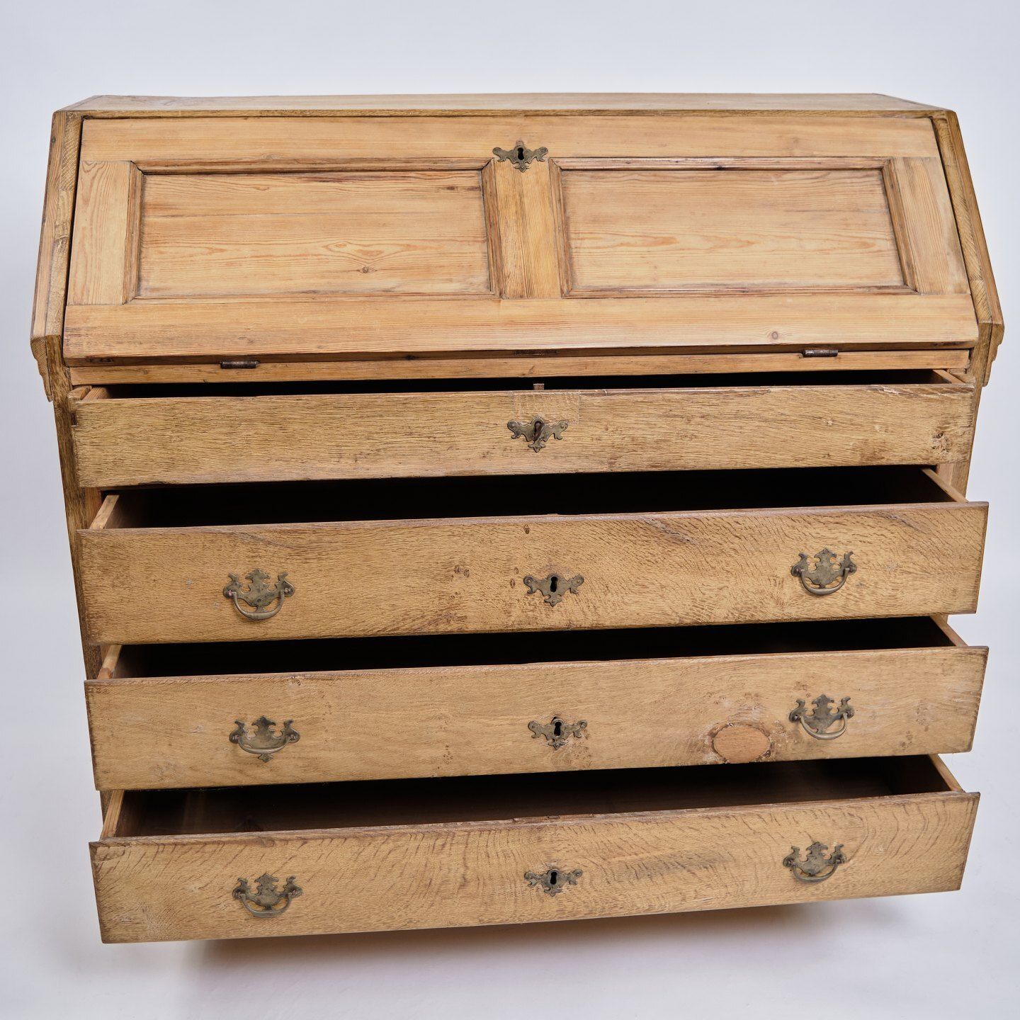Chatol – Louis Seize Style – Pine – Circa 1780 photo Furniture