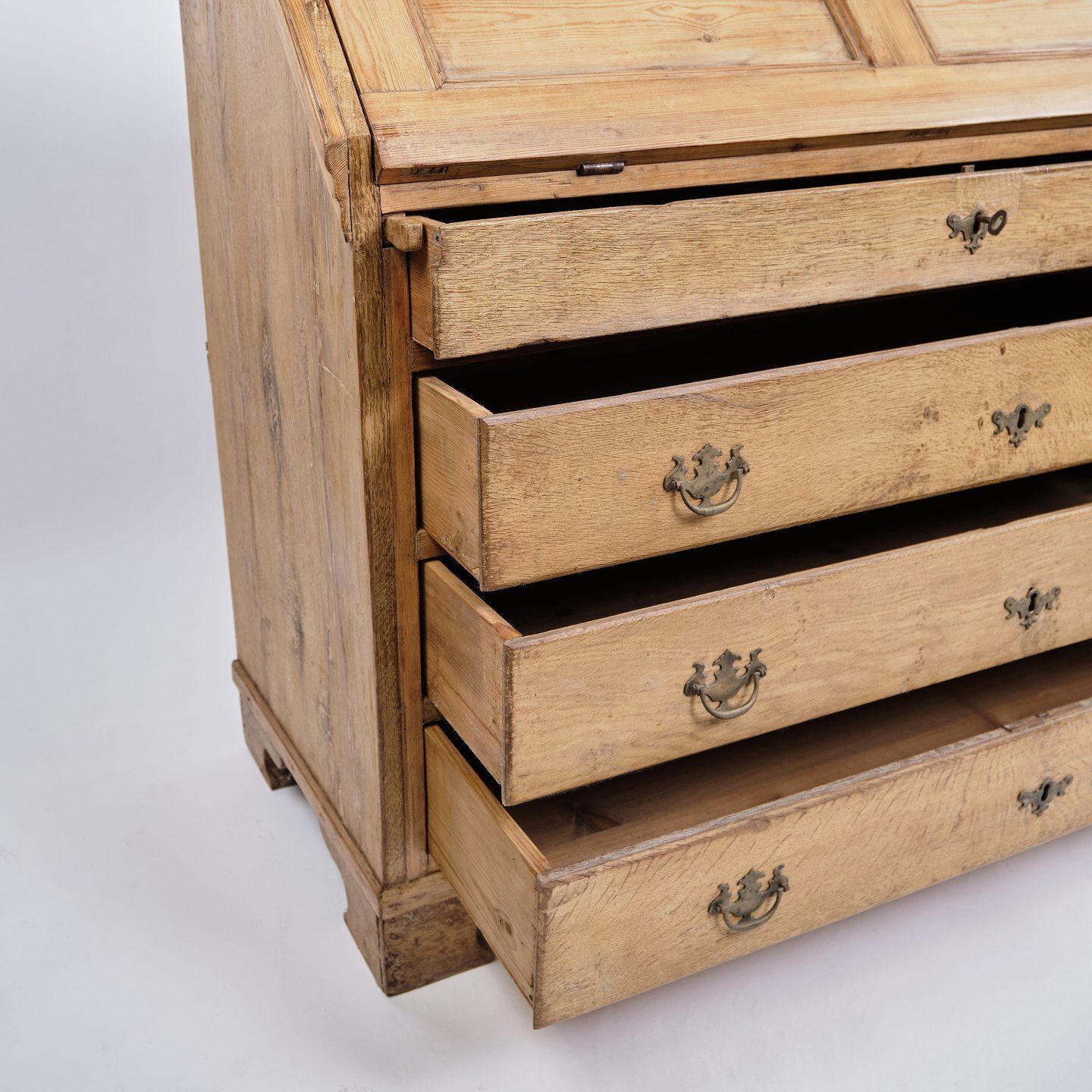 Chatol – Louis Seize Style – Pine – Circa 1780 photo 1515.0