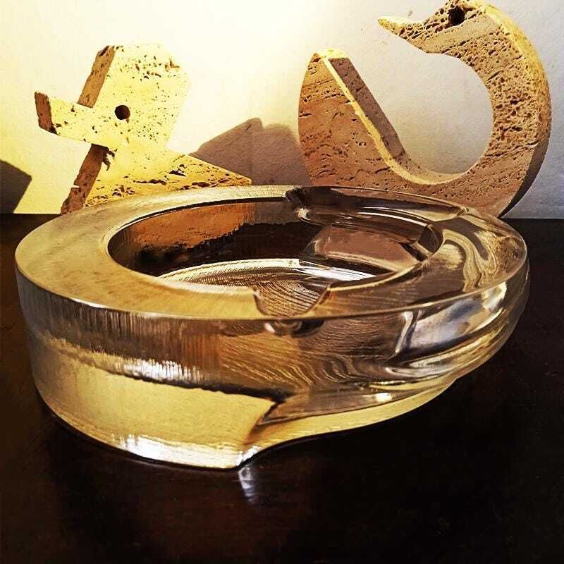 1970s Big Ashtray By Fabio Frontini For Arnolfo Di Cambio In Lead Crystal, Azteca Collection. 20cm. / 7.87 Inches. photo for sale