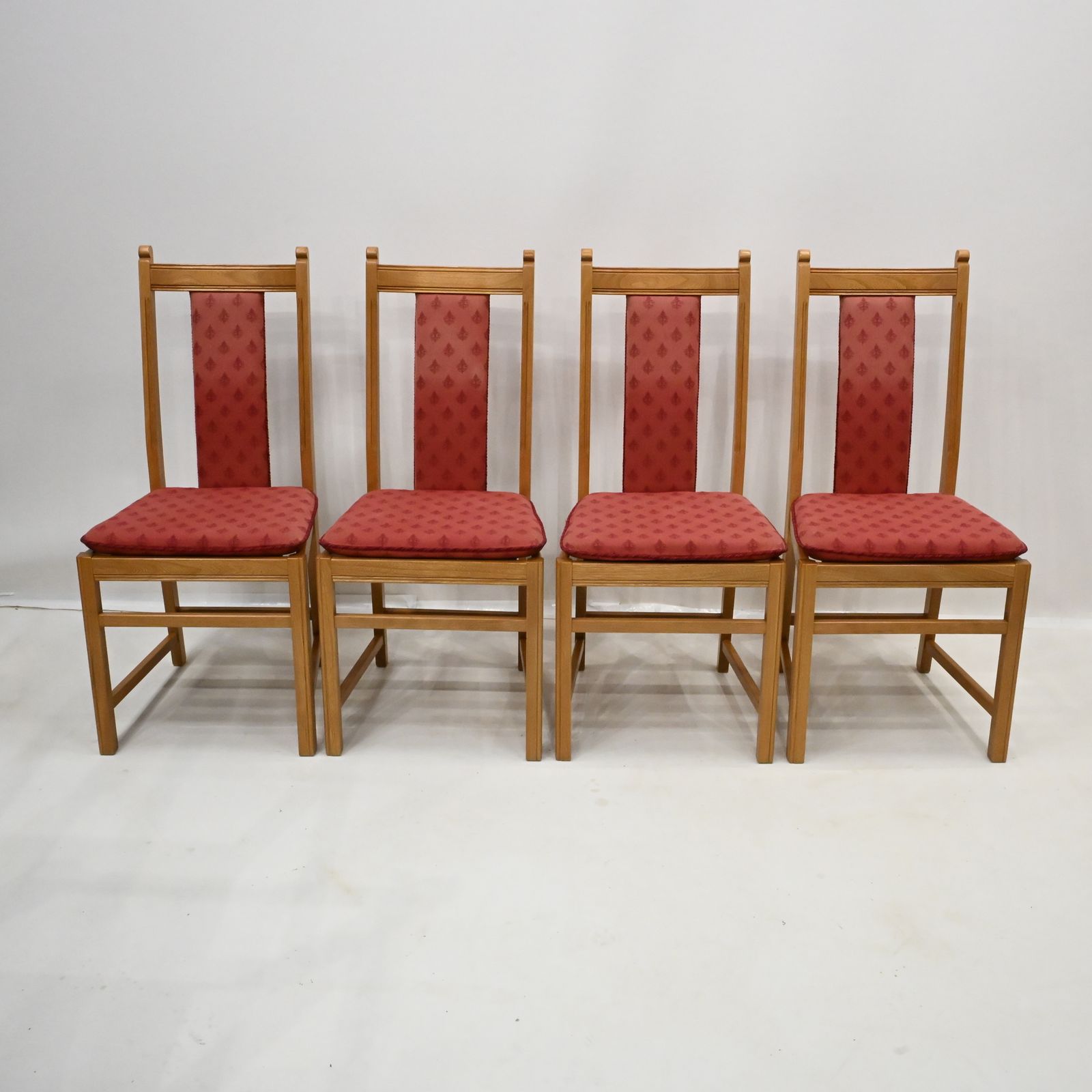 6 Ercol Hampton Dining Chairs Including 2 Carvers Golden Dawn Free Uk* Delivery photo for sale