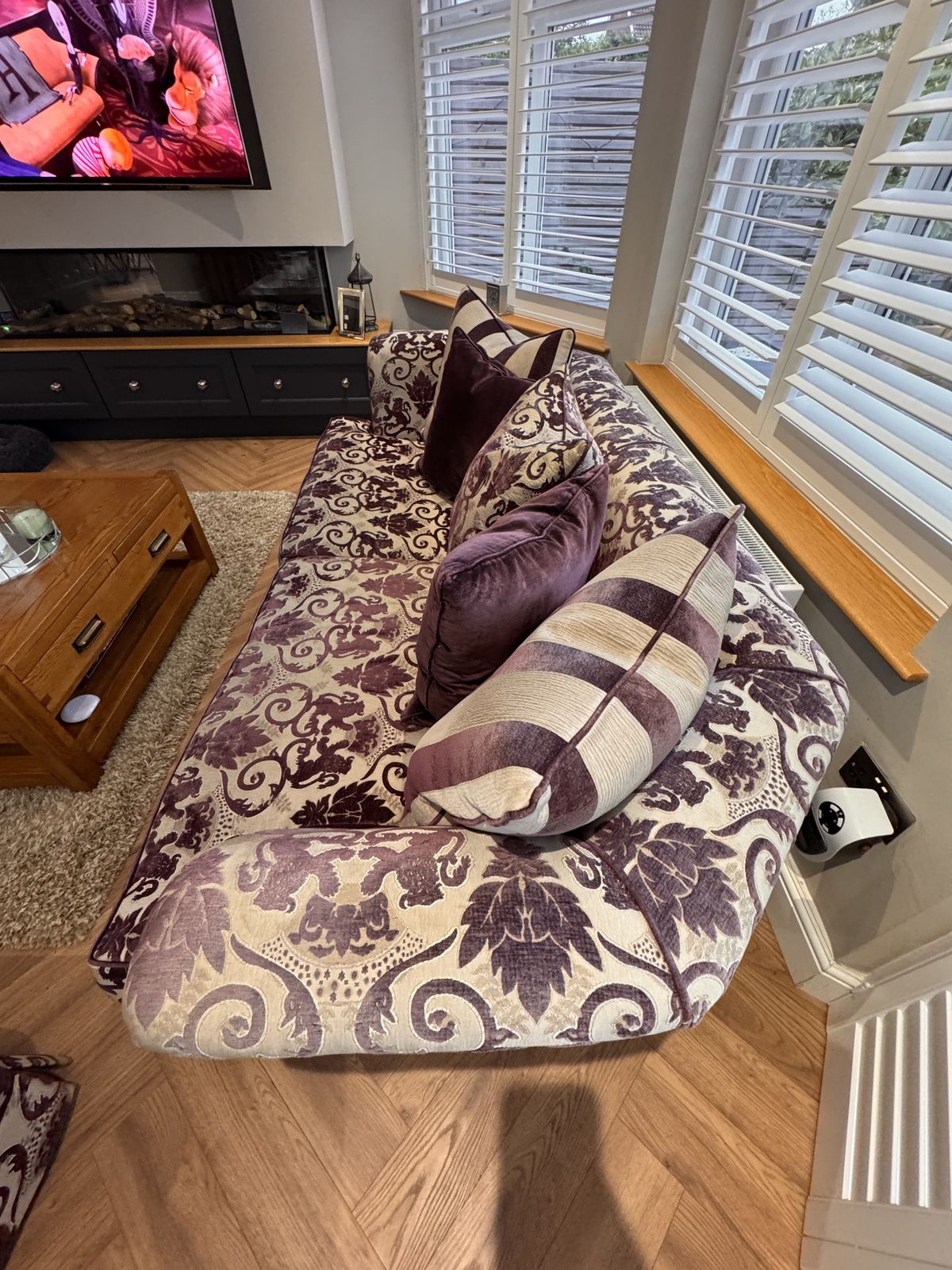 Duresta 4 Seater Sofa & Matching 2 Seater Loveseat – Timeless British Craftsmanship photo for sale