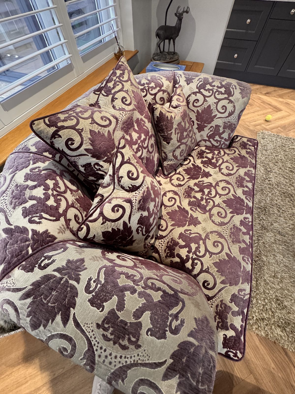 Duresta 4 Seater Sofa & Matching 2 Seater Loveseat – Timeless British Craftsmanship photo 450.0
