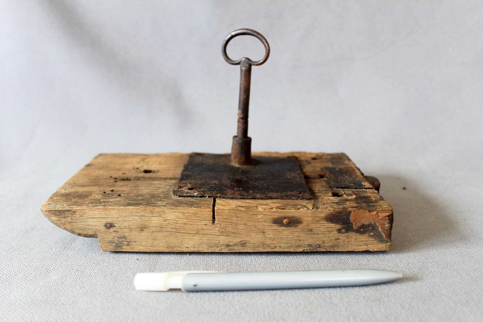 Large Antique French Farmhouse Barn Wood And Iron Door Lock With Key, Forged Iron, Hand Made, Restoration External Entrance, Country Rustic photo vintage