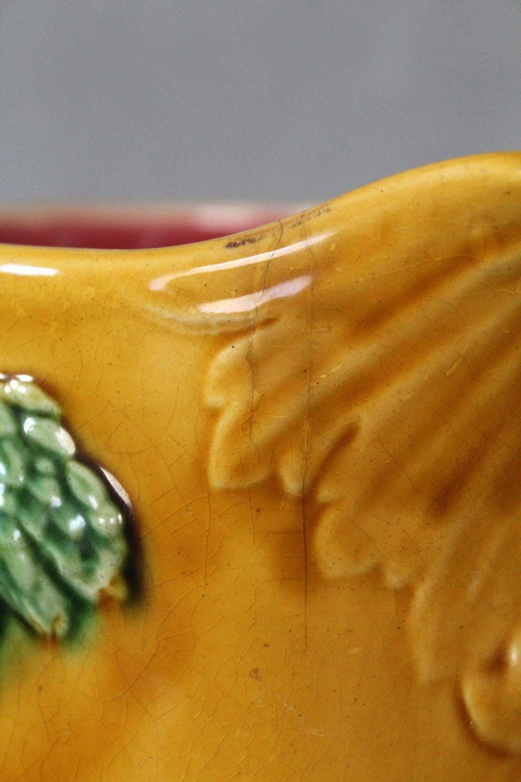 Grote Antieke Franse Majolica Keramische Kan, Midden Tot Eind 19e Eeuw, Waterkan, Verzamelobject, Victoriaans, Familie In Het Bos photo Woonaccessoires