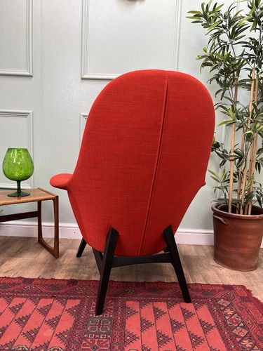 Stunning Egg Wing Arm Chair, Retro Mid Century Danish Hans Wenger Style photo vinterior