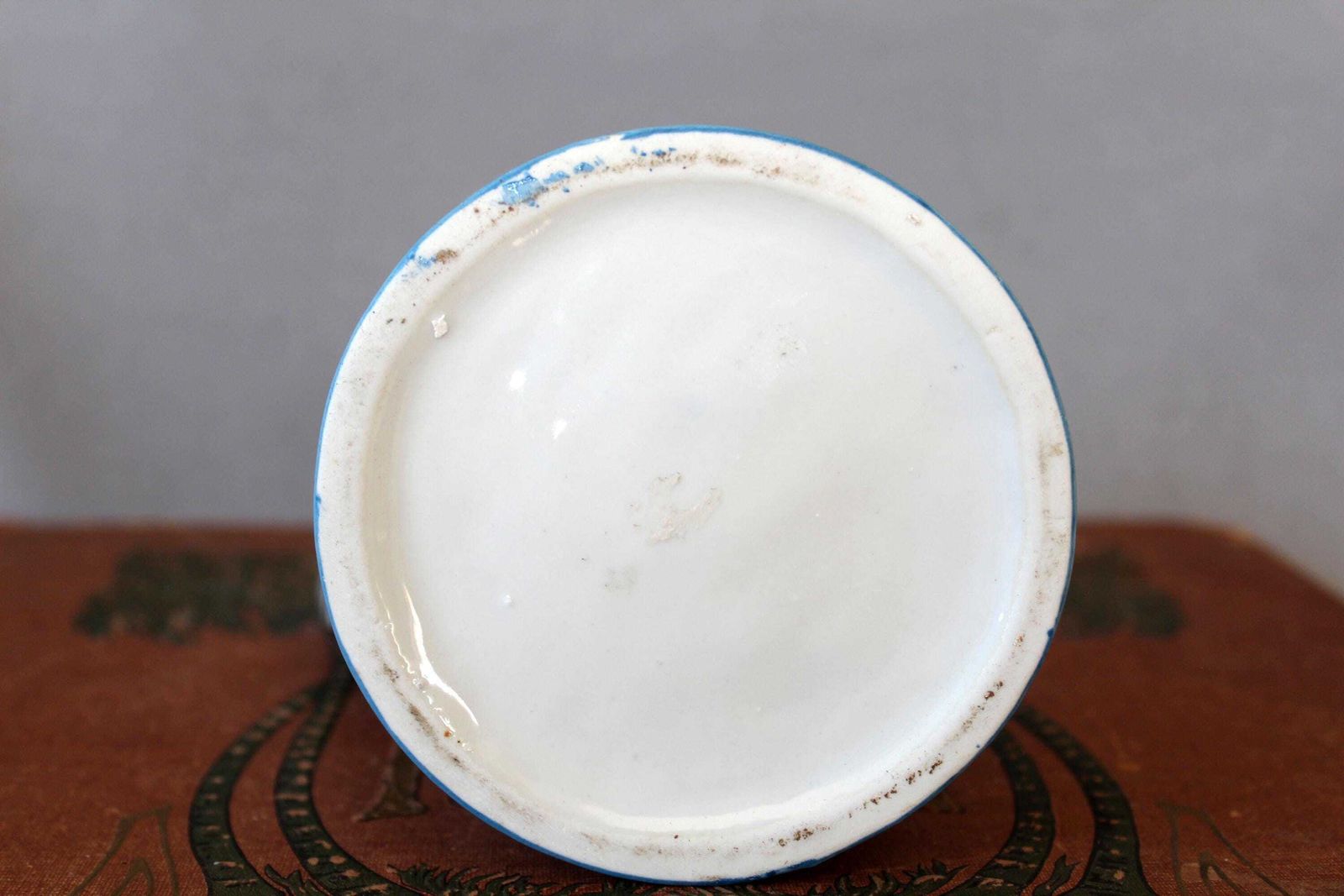 photo furniture Antique 19th Century Porcelain Pitcher With Climbing Cat Handle, White With Blue Rim, Cat Is Grey Withblack Stripe, Porcelain Jug, Milk Jug