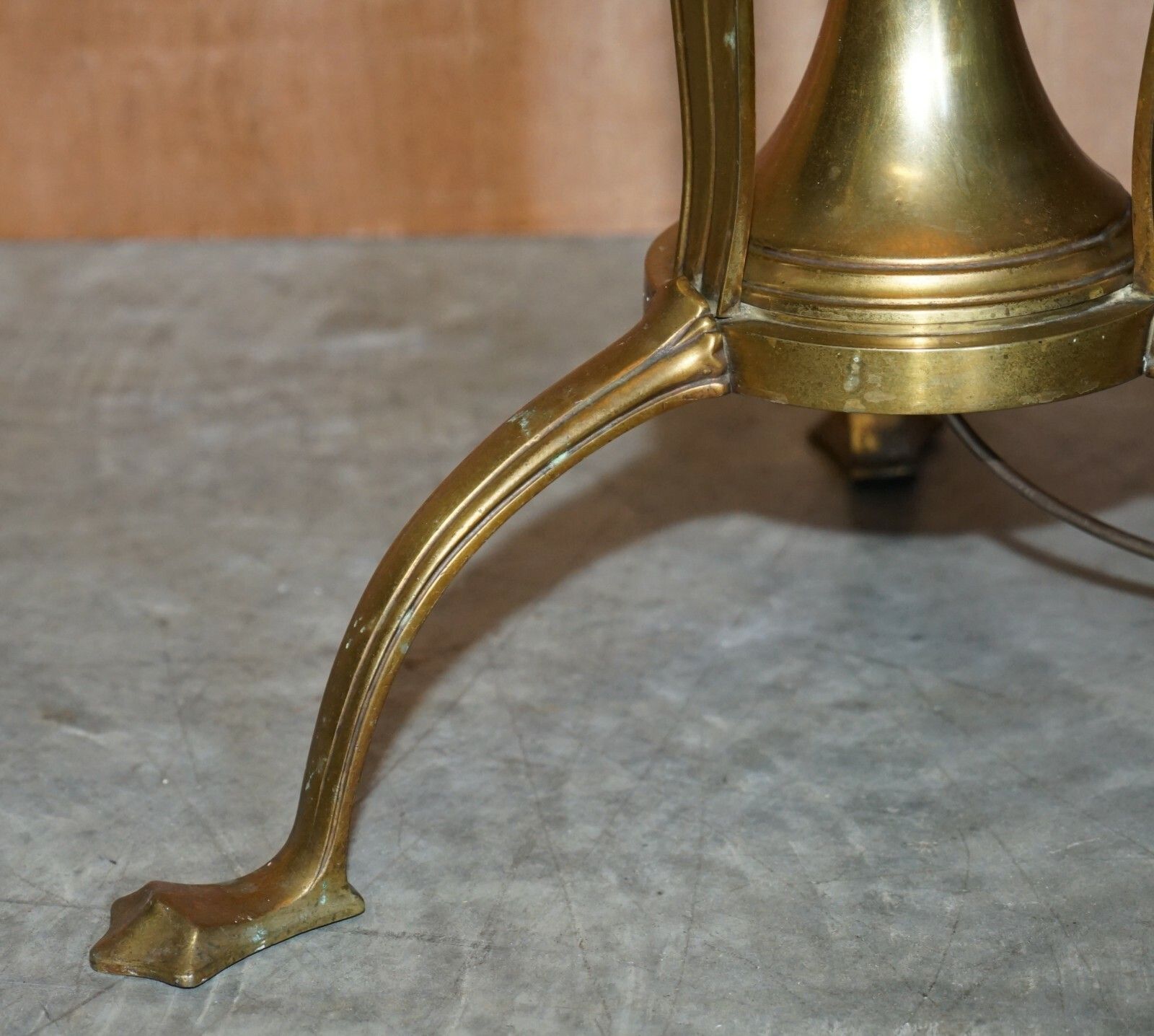 Antique Art Nouveau Floor Standing Lamp Height Adjustable Brass Sculptured Frame photo vinterior