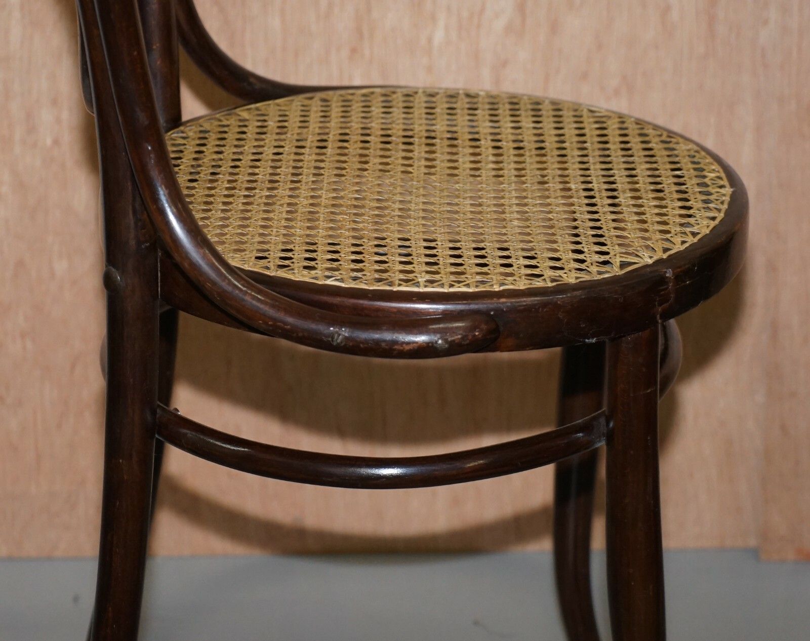 Stamped Circa 1890 J&J Jacob & Josef Kohn Bentwood Bergere Armchair Part Suite photo vintage