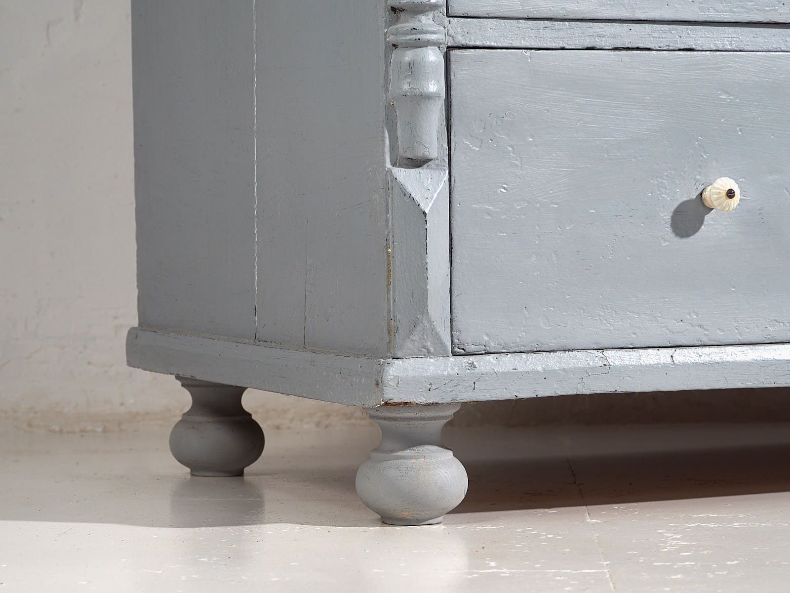 Large Antique Three Drawer Dresser (C.1920) #44 photo for sale