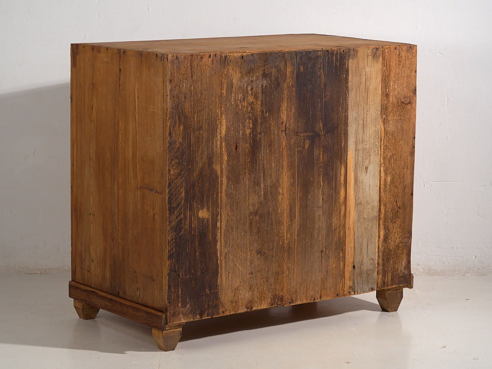photo furniture Provencal Antique Chest Of Drawers (C.1920) #31