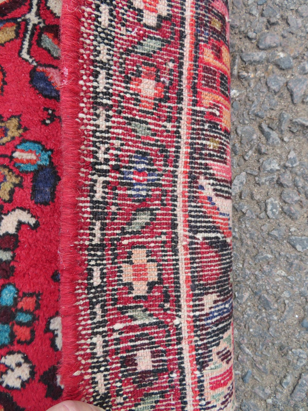 photo vinterior Hamadan Kelleh Carpet Large Sized Rug. 320cm X 163cm.