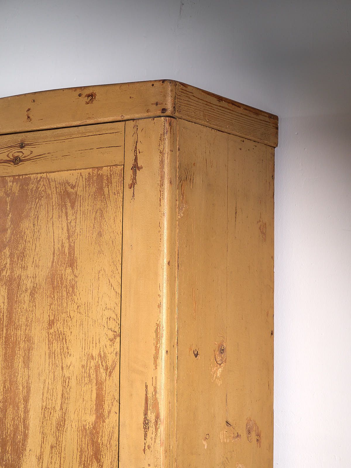 Antique Tall Cabinet With Ochre Patina photo 1577.0