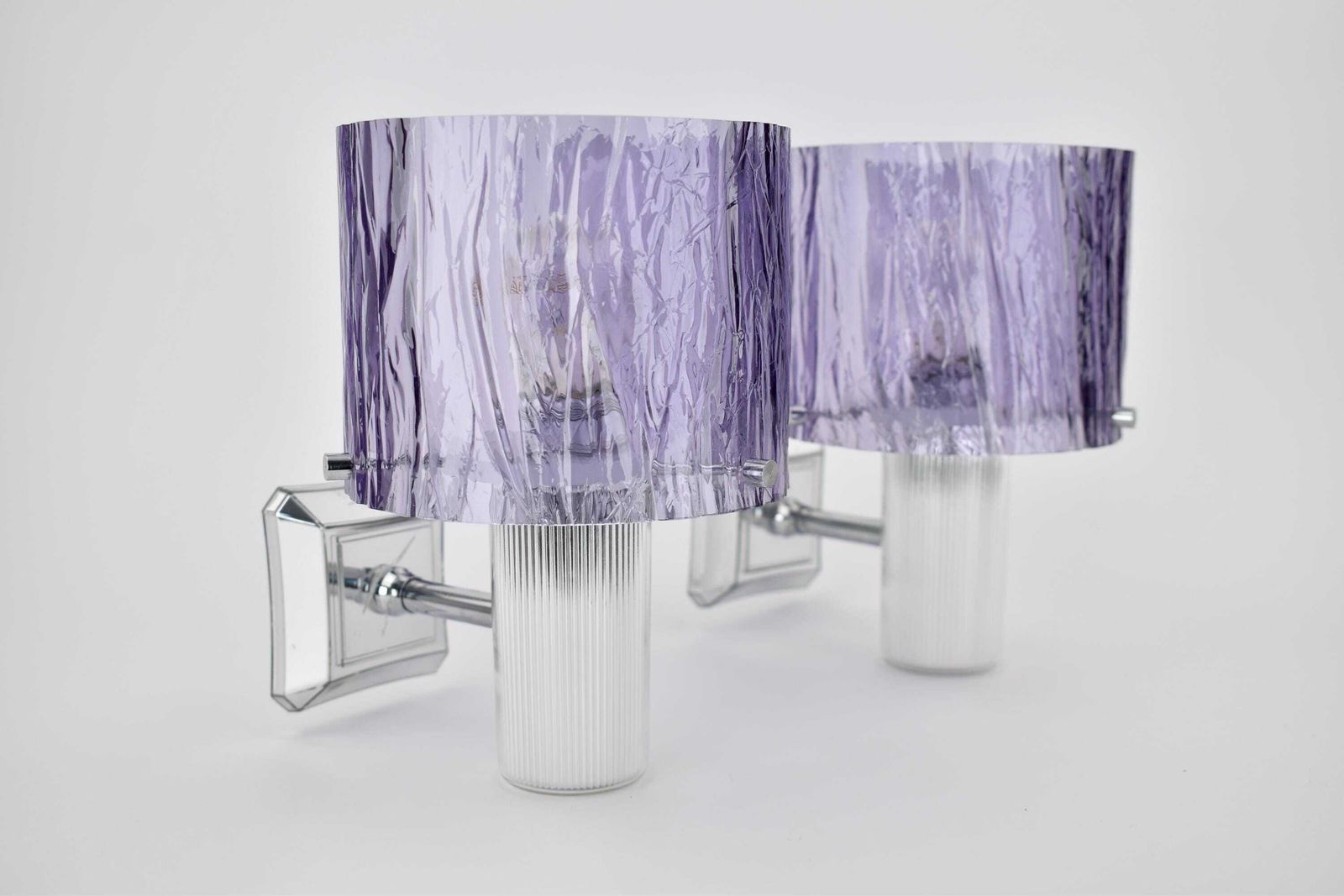 Mid Century Modern Amethyst Wandlampen Zilveren Verlichting | Vintage Armaturen Nachtkast Paars Frans Ijsglas Mcm Midmod Jaren 1960 1970 Modernistisch photo 351.0
