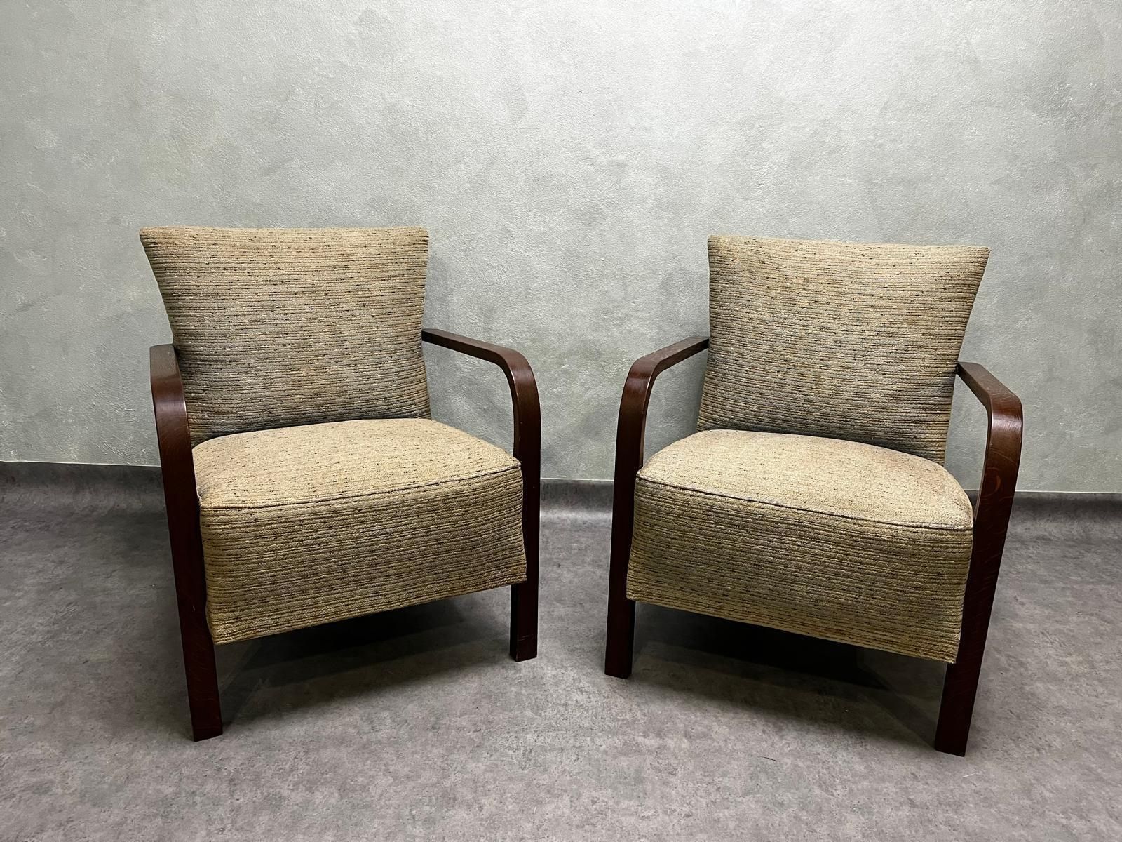 photo furniture Pair Of H 213 Armchairs By Jindřich Halabala, Czechoslovakia, Early 20th C.