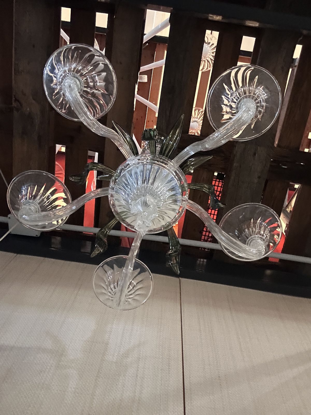 Contemporary Transparent And Green Leaves Chandelier In Murano Glass photo furniture