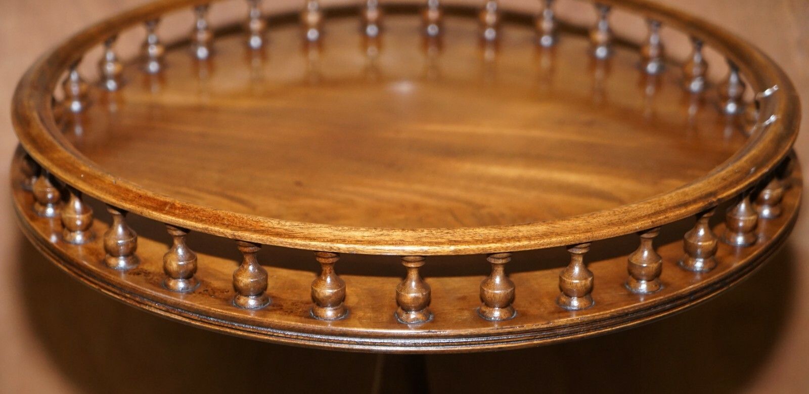 Flamed Mahogany Gallery Rail Side Table With Claw & Ball Feet Regency Style photo vinterior