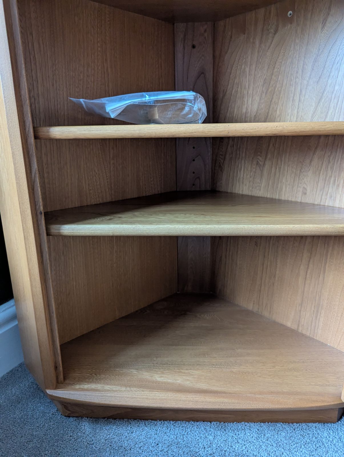 Ercol Windsor Corner Unit photo Furniture