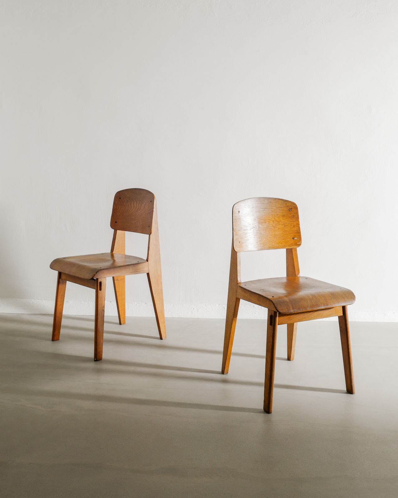 Pair Of French Mid Century Wooden "Tout Bois" Dining Chairs By Jean Prouvé, 1940s photo vintage