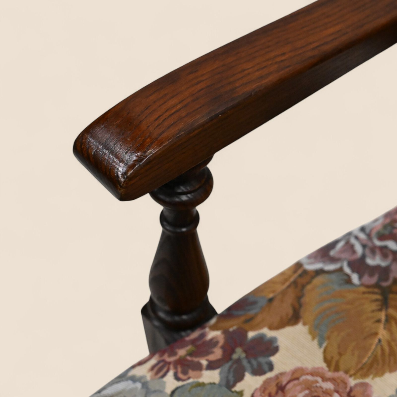 photo vinterior 6 Old Charm Dining Chairs Upholstered Tudor Brown Frames Free Uk Delivery*