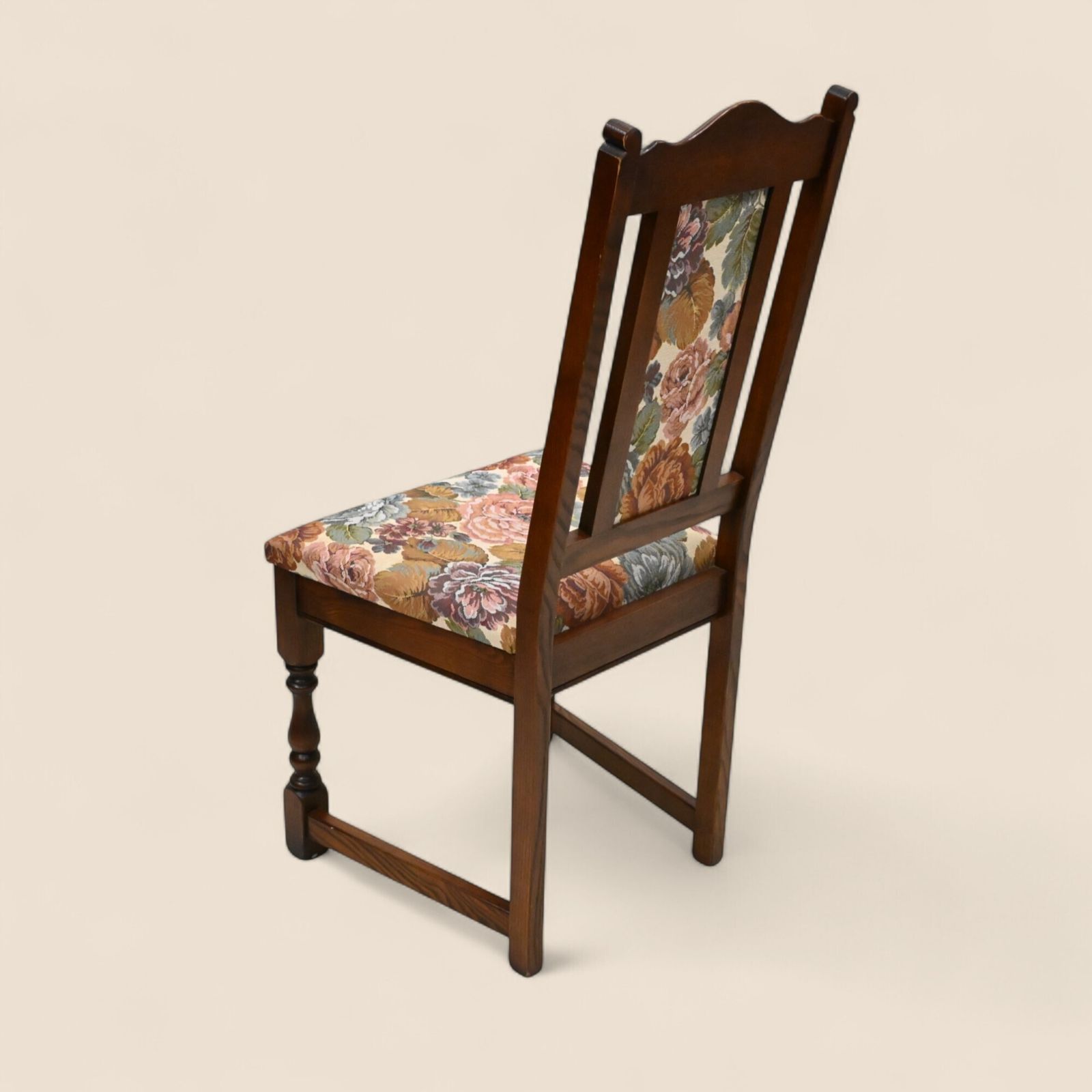 photo buy 6 Old Charm Dining Chairs Upholstered Tudor Brown Frames Free Uk Delivery*