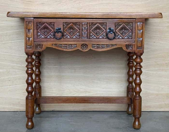 Grande table de chevet ou console basse espagnole avec tiroir photo furniture