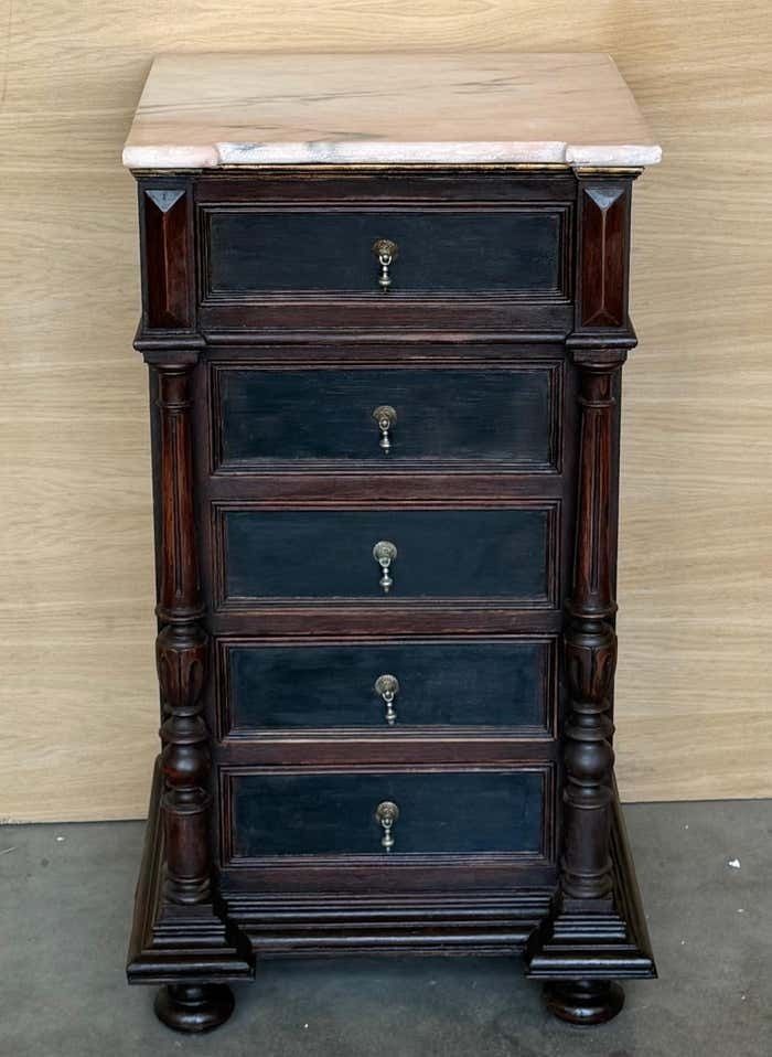 Paire de tables de chevet Biedermeier à quatre tiroirs en marbre ébonisé, XXe siècle photo for sale