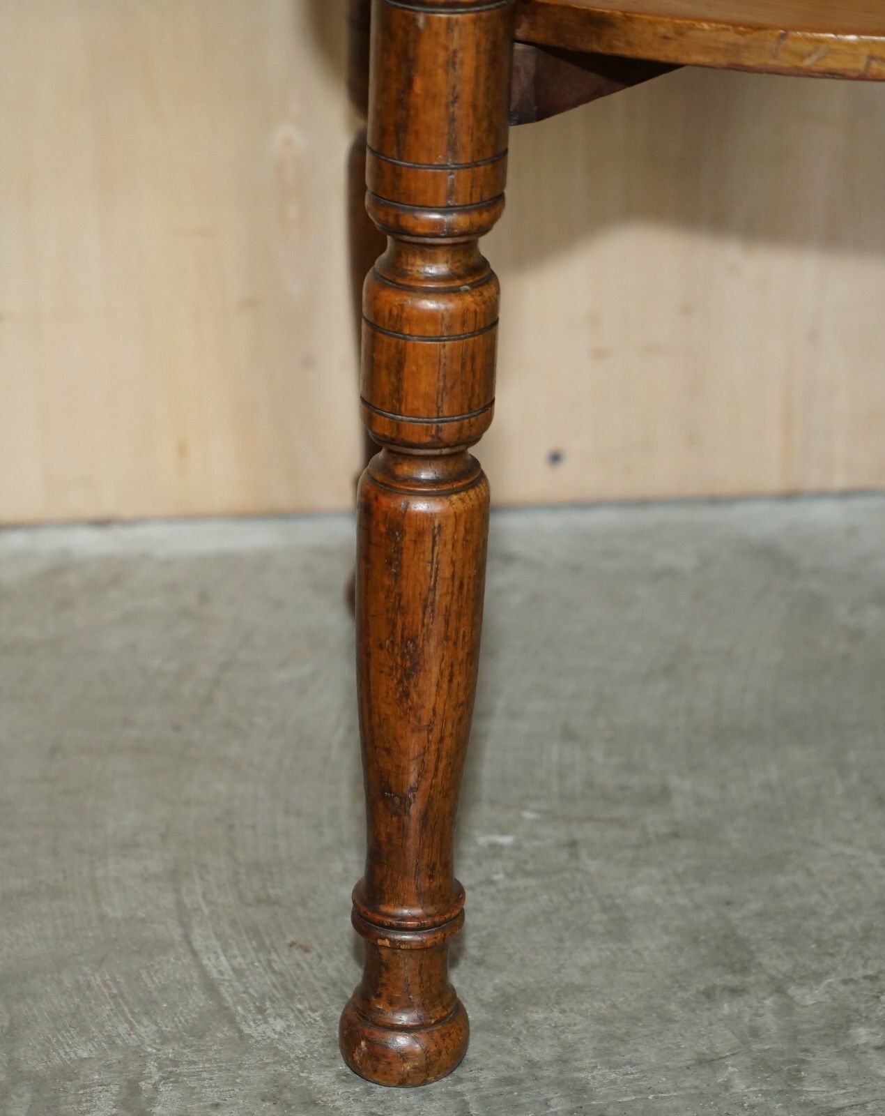 Lovely Circa 1900 English Oak Side Table With Turned Legs And A Nice Rich Patina photo 675.0