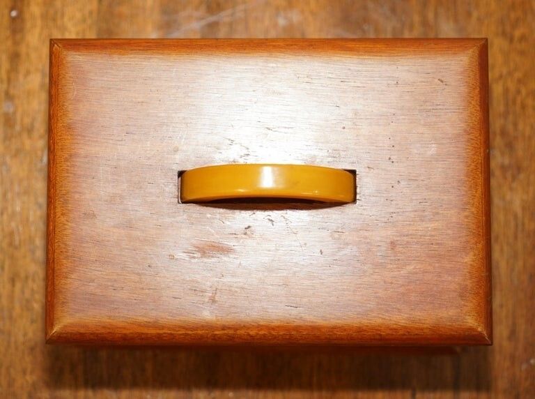 photo furniture Antique Circa 1920 Art Deco Casion Chip Poker Set With Bakelite Handle Case
