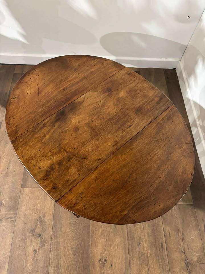 photo furniture Vintage Mahogany & Oak Drop Leaf Table Of Small Proportions