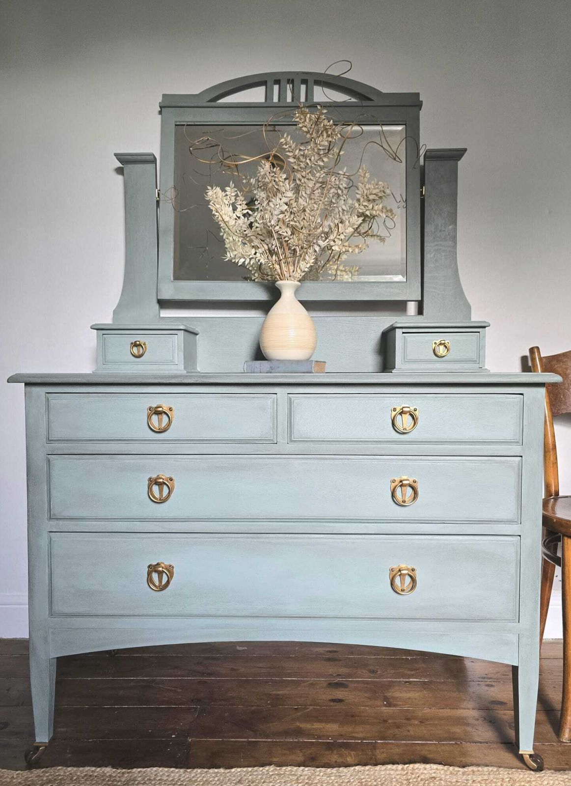 Edwardian Chest Of Drawers, Dresser With Bevelled Mirror.  Hand Painted In Fusion French Eggshell
