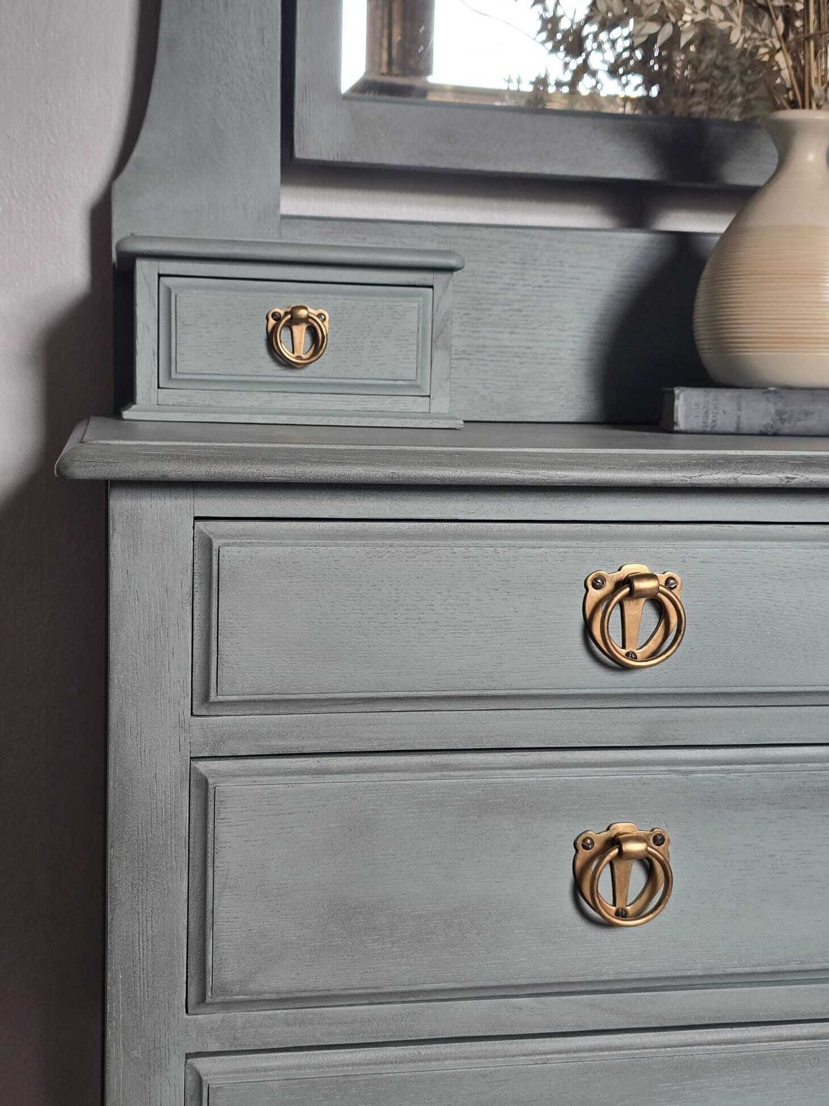 Edwardian Chest Of Drawers, Dresser With Bevelled Mirror.  Hand Painted In Fusion French Eggshell photo vintage