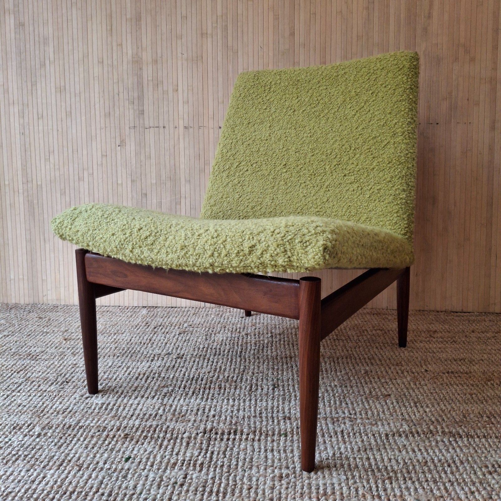 Fab Vintage 1960s Kofod Larsen G Plan Television Easy Chair Chartreuse Boucle photo Furniture