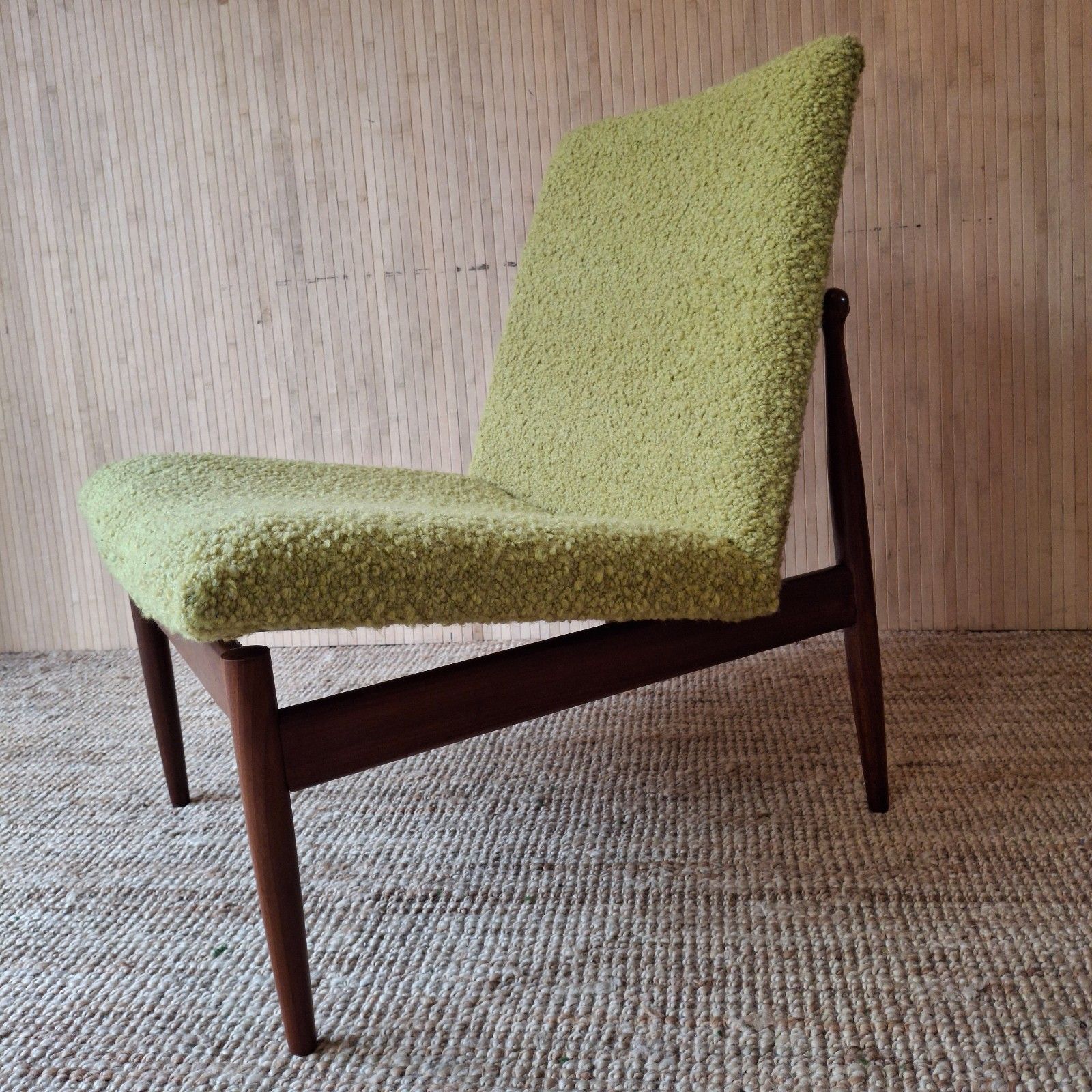 Fab Vintage 1960s Kofod Larsen G Plan Television Easy Chair Chartreuse Boucle photo buy